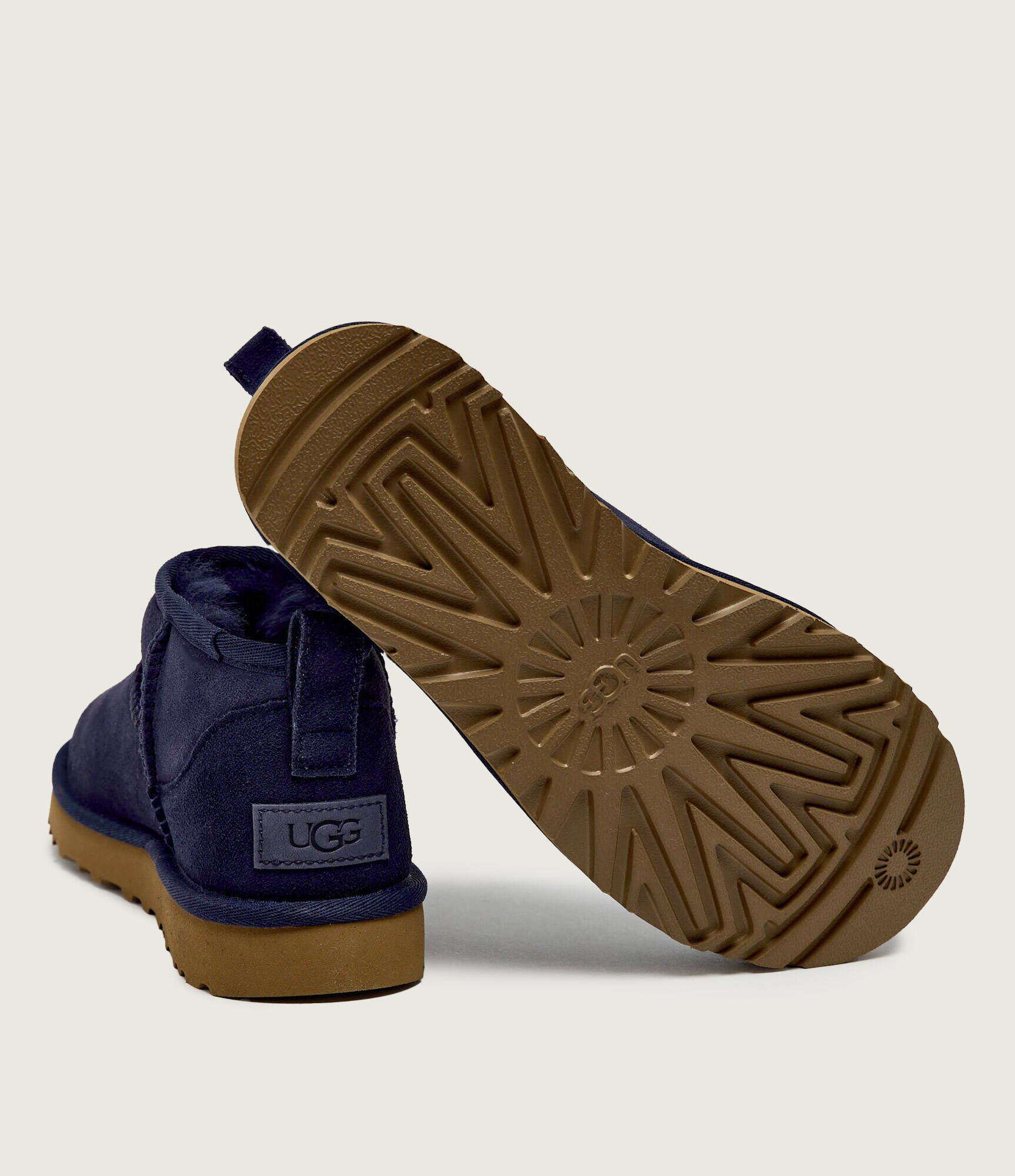 UGG Bocanci CLASSIC ULTRA MINI | piele întoarsă (zamsz) | cu adaos de lână