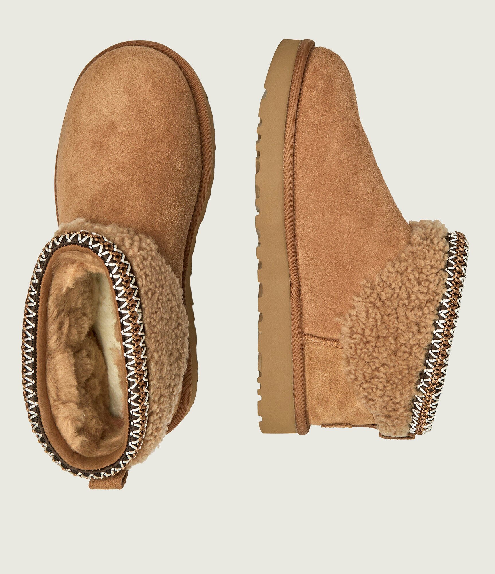 UGG Bocanci Maxi Curly | shearling | zamsz