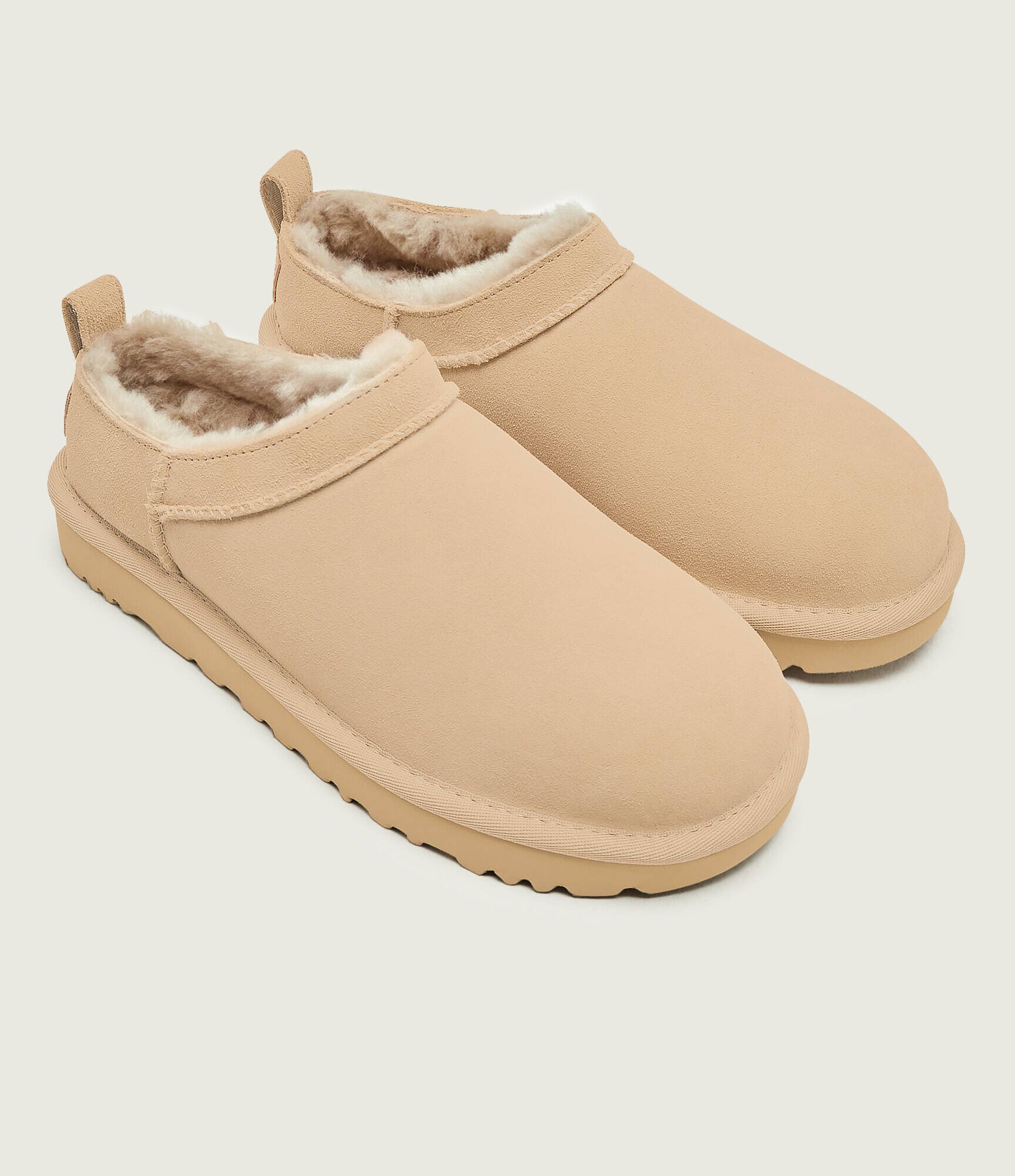 UGG Bocanci W Classic Micro | piele întoarsă | lână