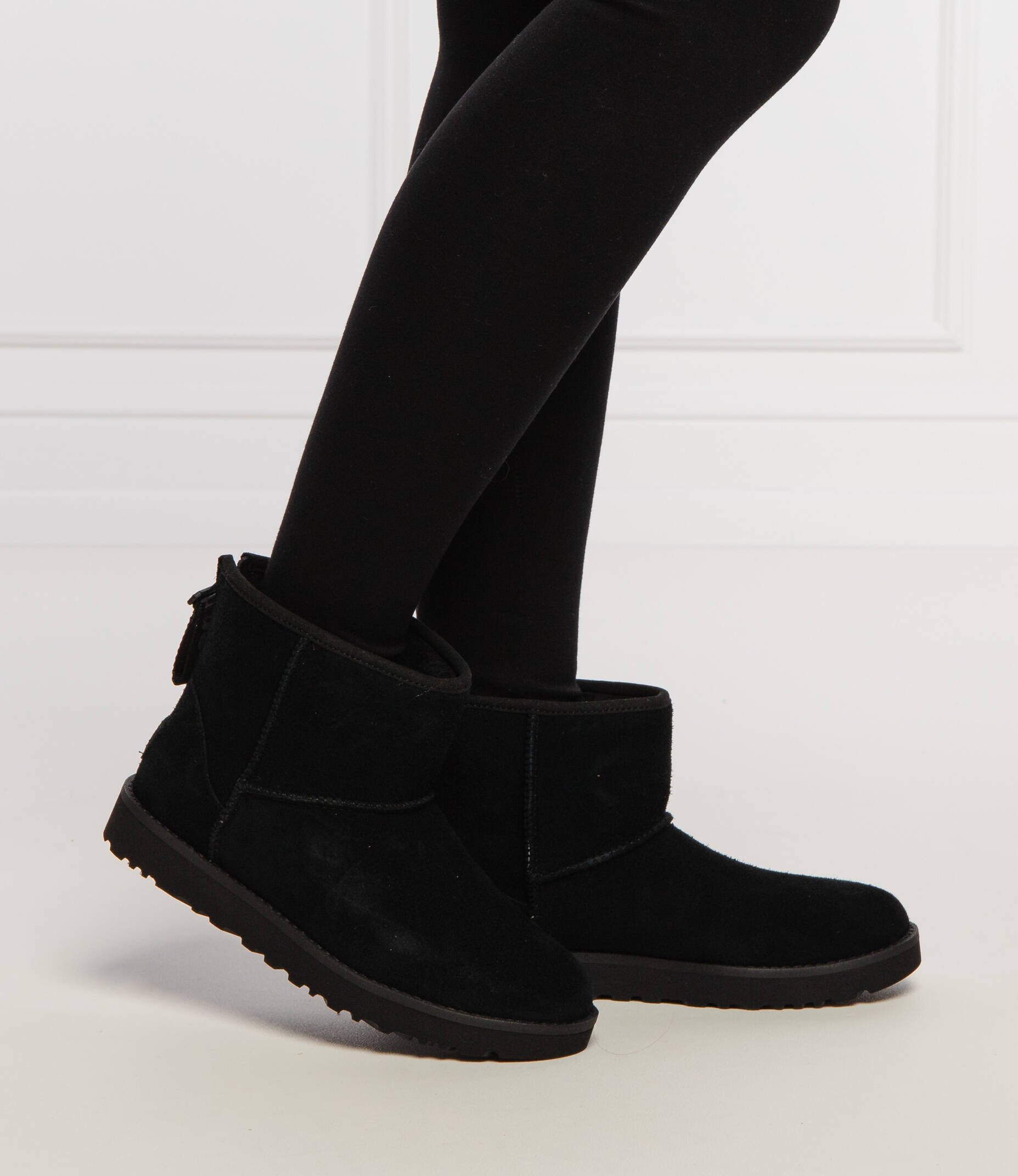 UGG Bocanci W Classic Mini | piele întoarsă | lână