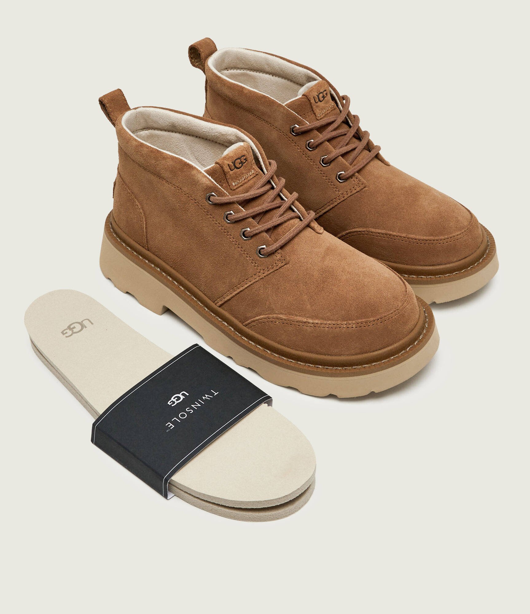 UGG Căptușite încălțăminte înaltă M Chukka Lug | piele întoarsă