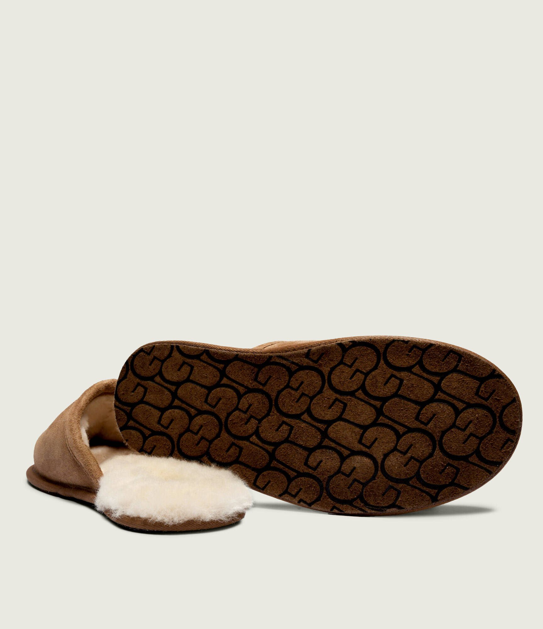UGG Căptușite papuci de casă M SCUFF | piele întoarsă
