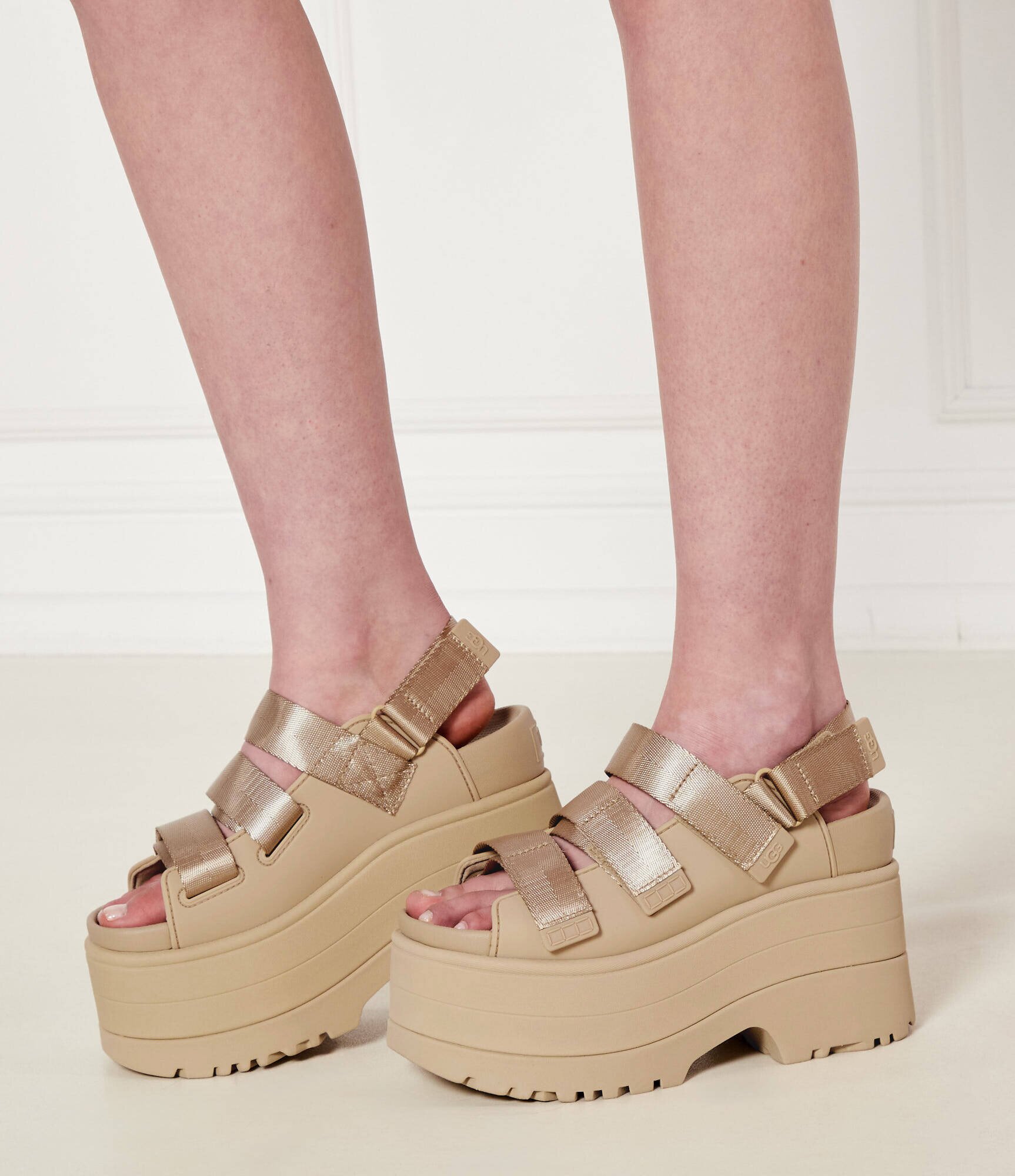 UGG Sandale Goldenrise