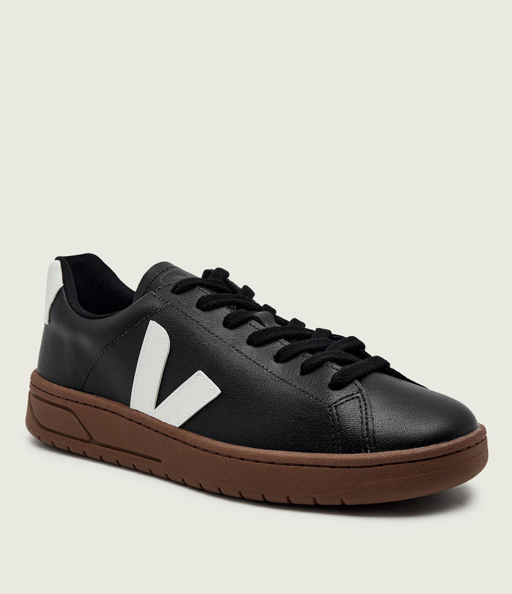 Veja Sneakers URCA CWL