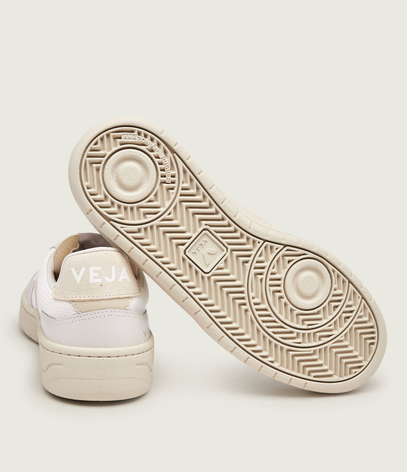 Veja Sneakers V-90 B-Mesh cu adaos de piele