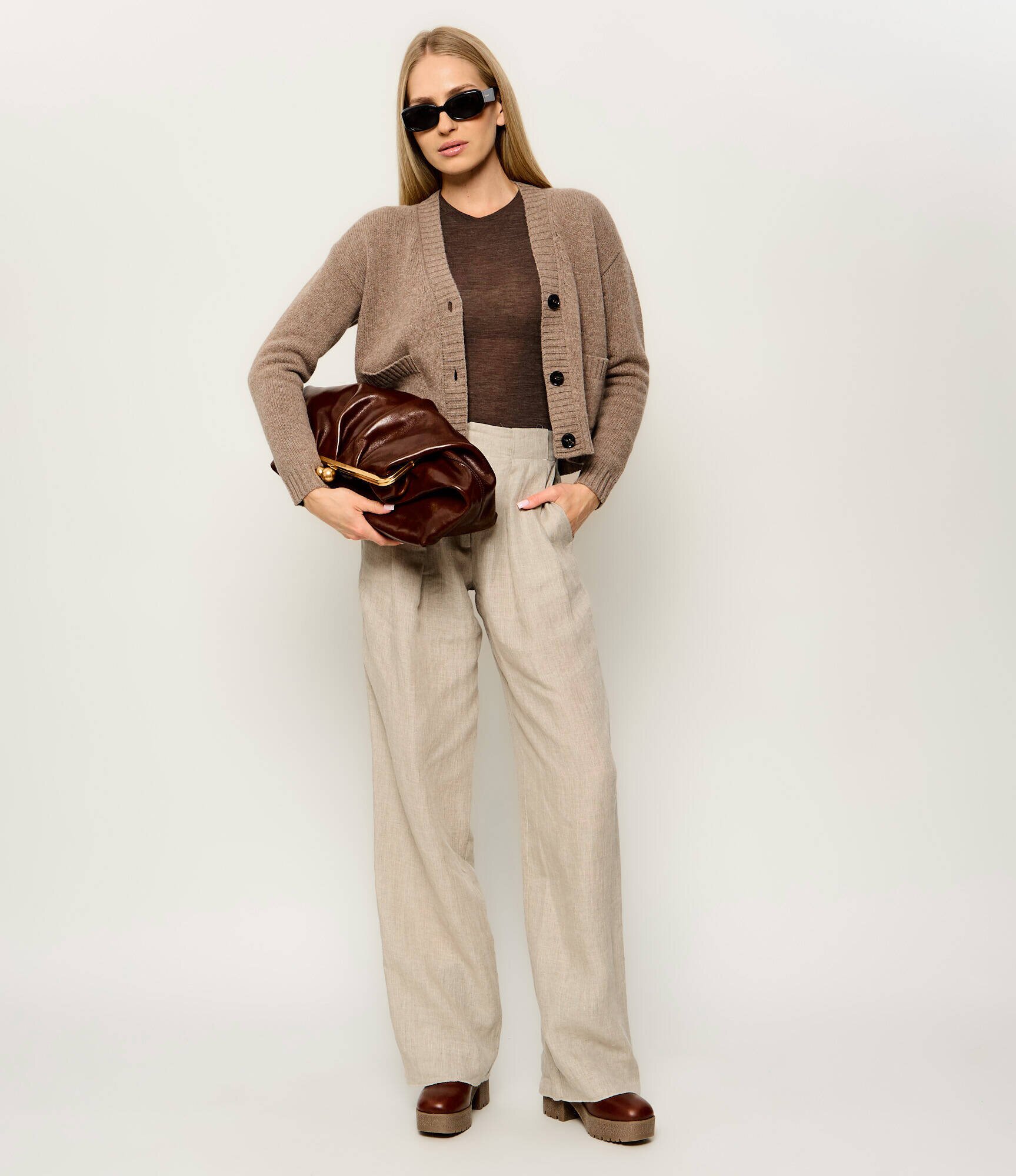 Weekend MaxMara De piele geantă pe umăr Wkamirte Pasticcino | Weekend Max Mara x Robert Rabensteiner