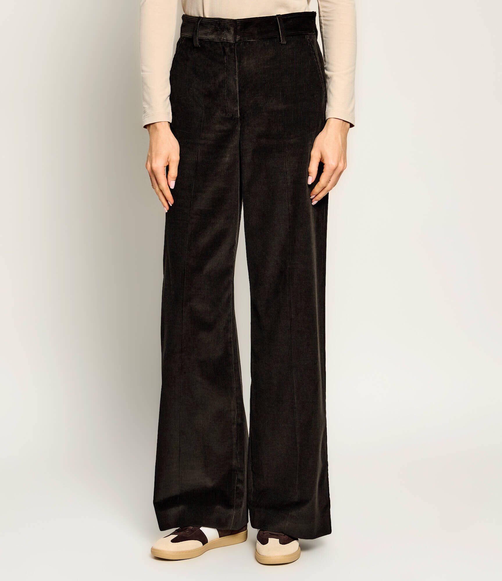 Weekend MaxMara Pantaloni Wkdtania | regular fit | catifea reiată