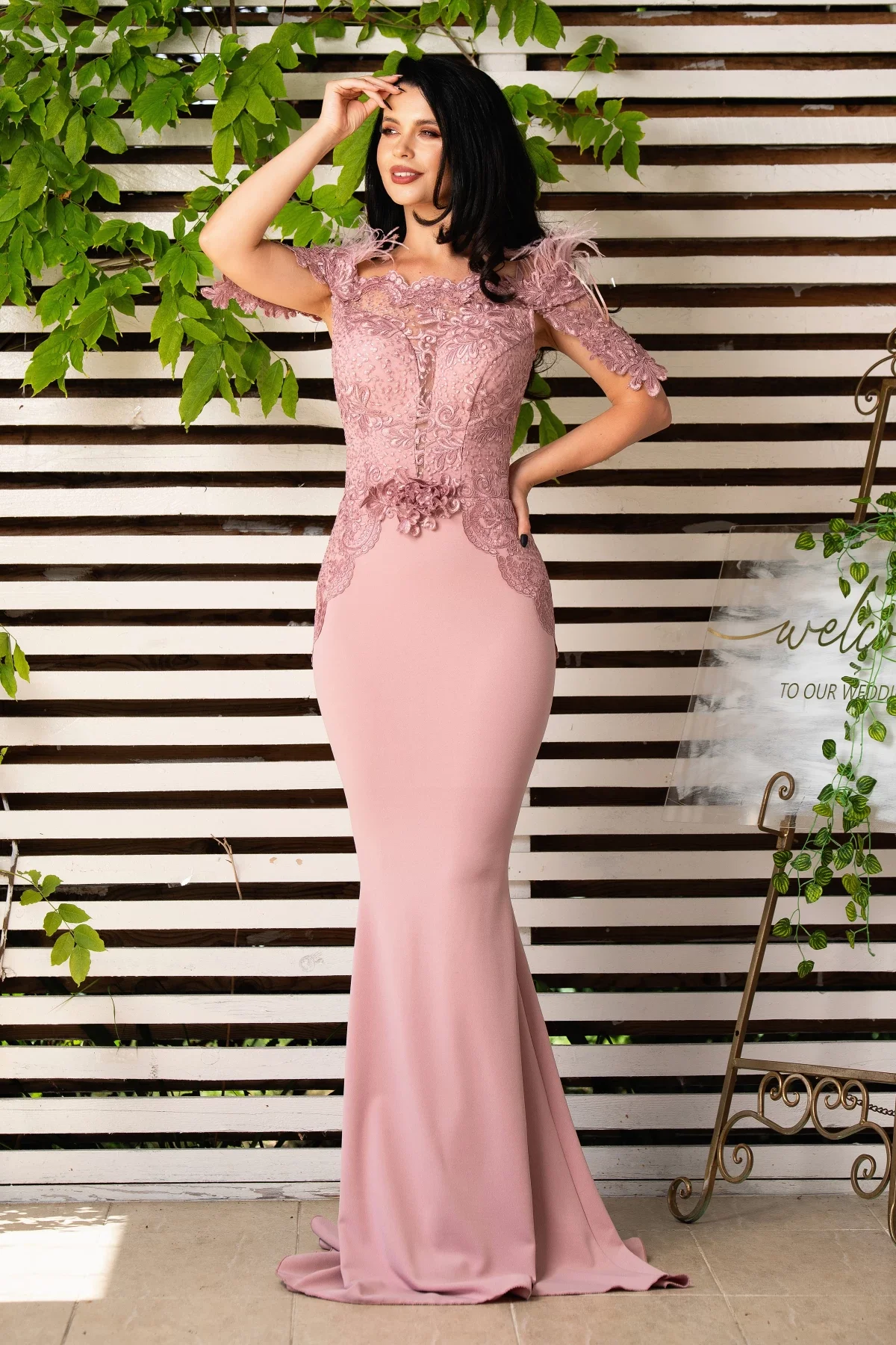 Chanttal Rochie de nasa Pandora tip sirena rose cu broderie pretioasa si fulgi