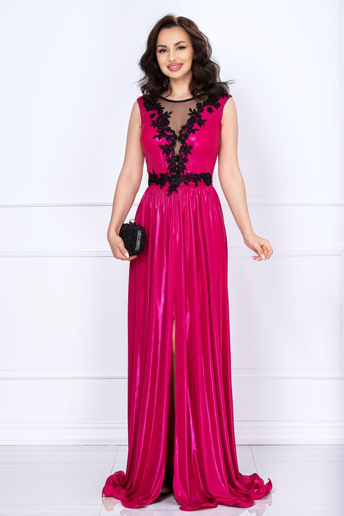 Chanttal Rochie de seara Ginette fuchsia peliculizata cu broderie aplicata
