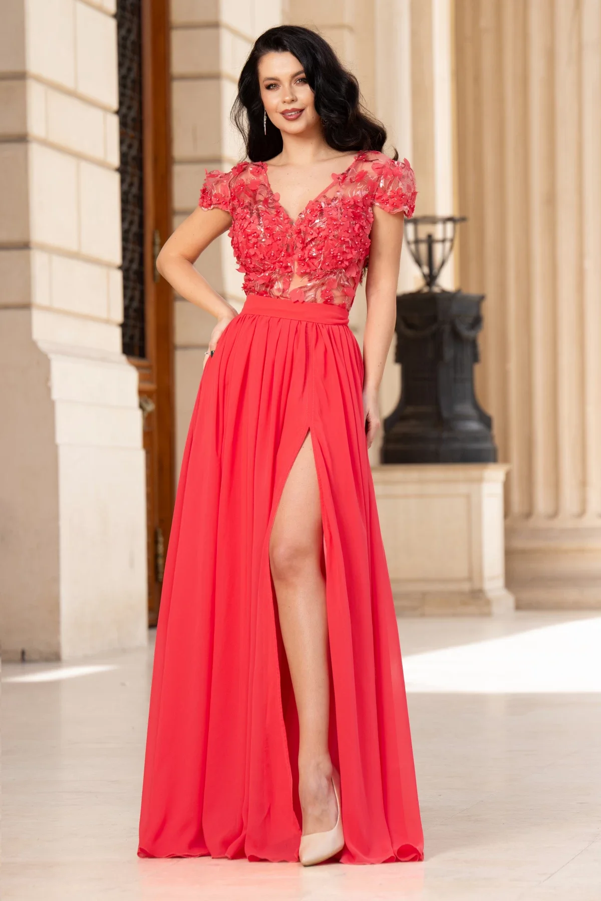 Chanttal Rochie de seara Larissa coral din voal cu flori 3D