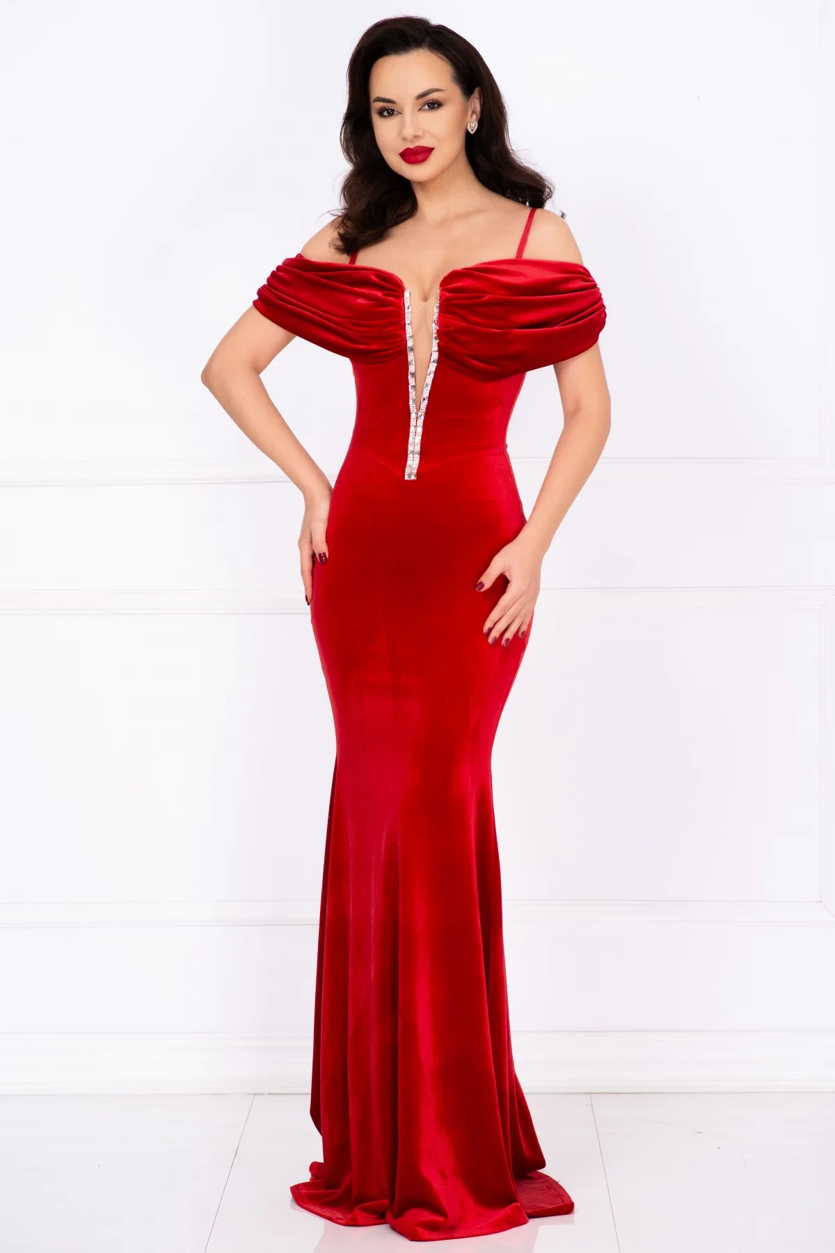 Chanttal Rochie de seara rosie din catifea Leila cu fronseuri si strassuri