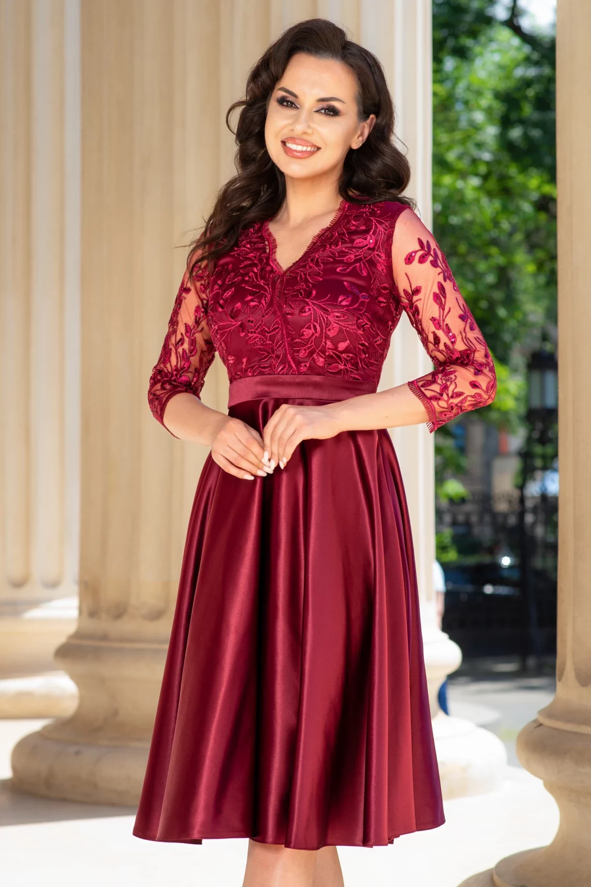 Ella Collection Rochie eleganta midi in clos Inna bordo