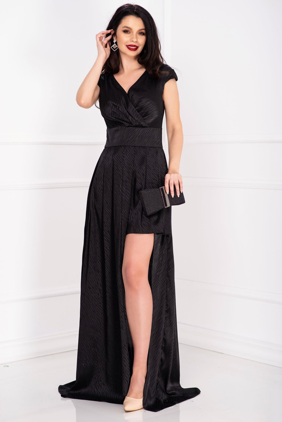 Ella Collection Rochie eleganta neagra dungata cu decupaj pe picior
