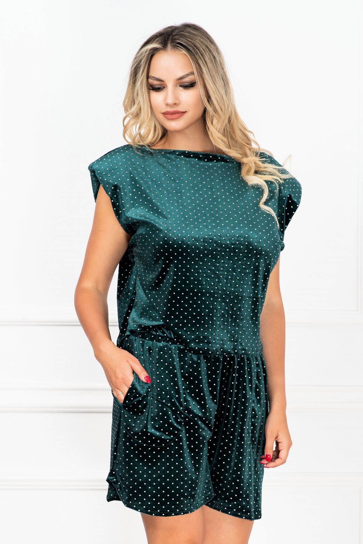 InPuff Basic Trening dama din catifea cu umeri buretati Iris verde cu buline By InPuff