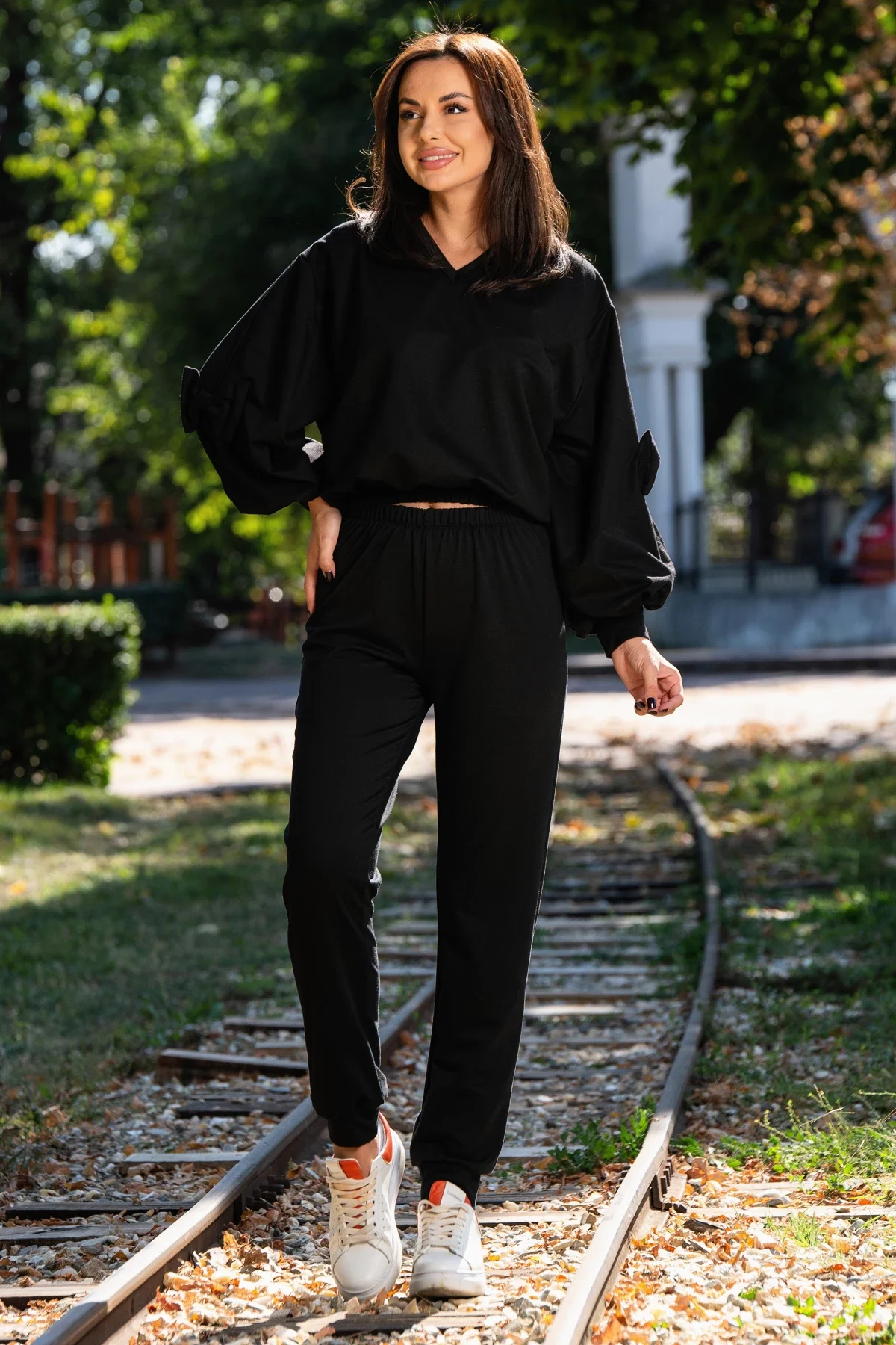 InPuff Basic Trening din bumbac cu maneci sparte decorate cu fundite