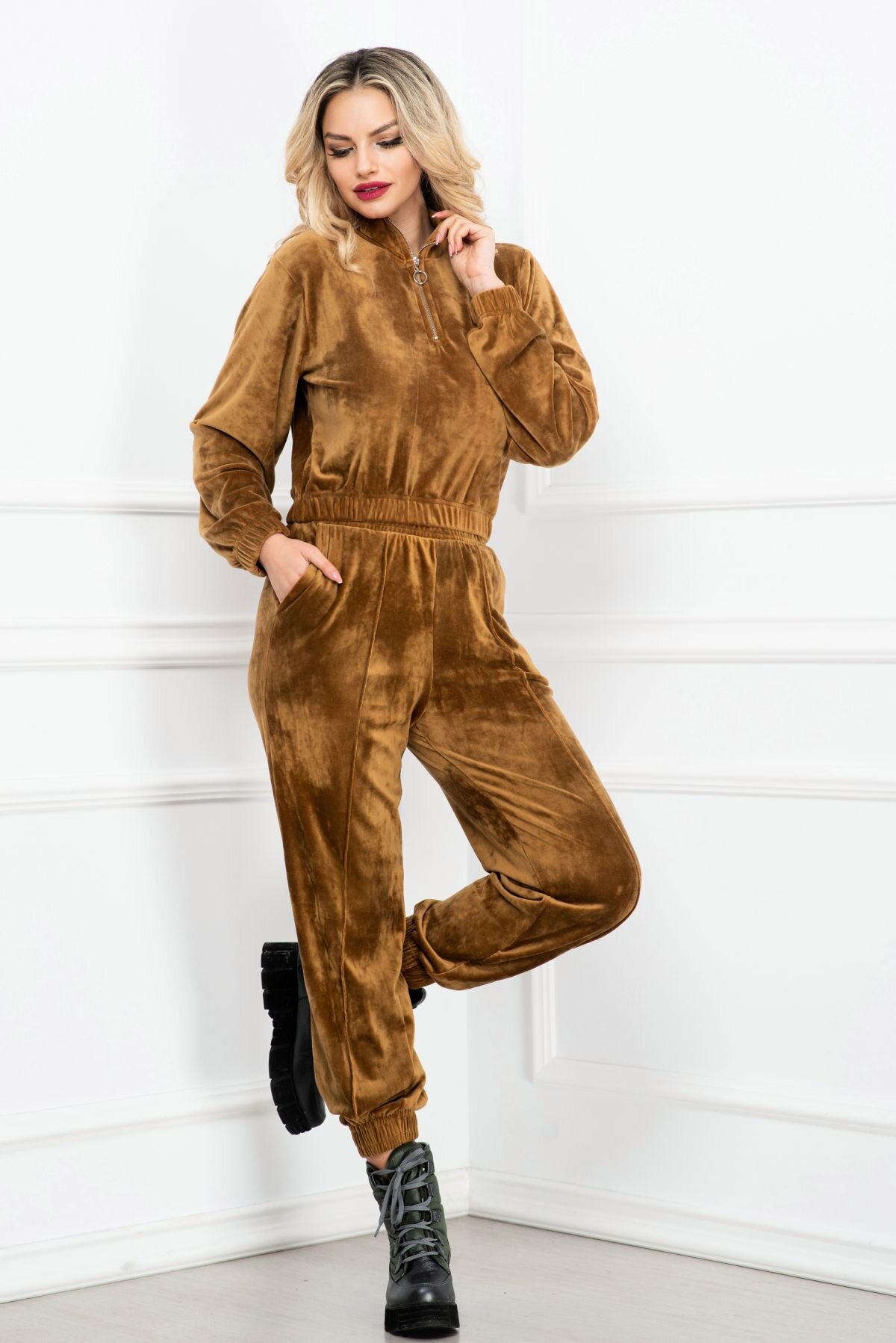 InPuff Basic Trening trendy maron din catifea pufoasa