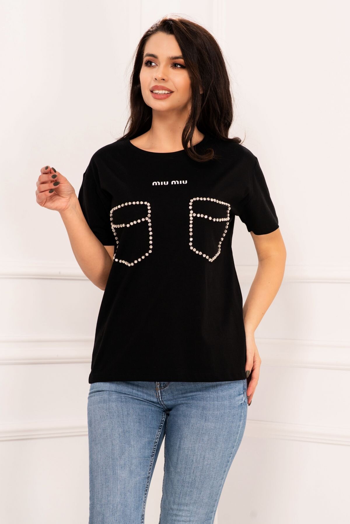 InPuff Basic Tricou casual negru cu buzunare decorative din strass