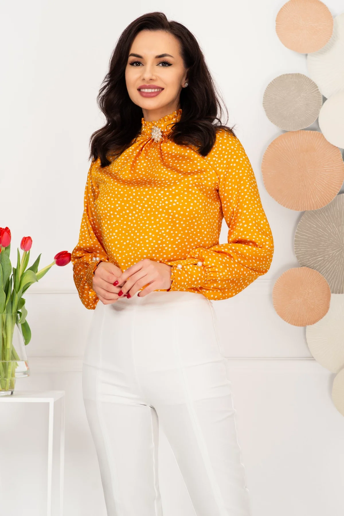 InPuff Bluza dama eleganta galbena cu buline albe