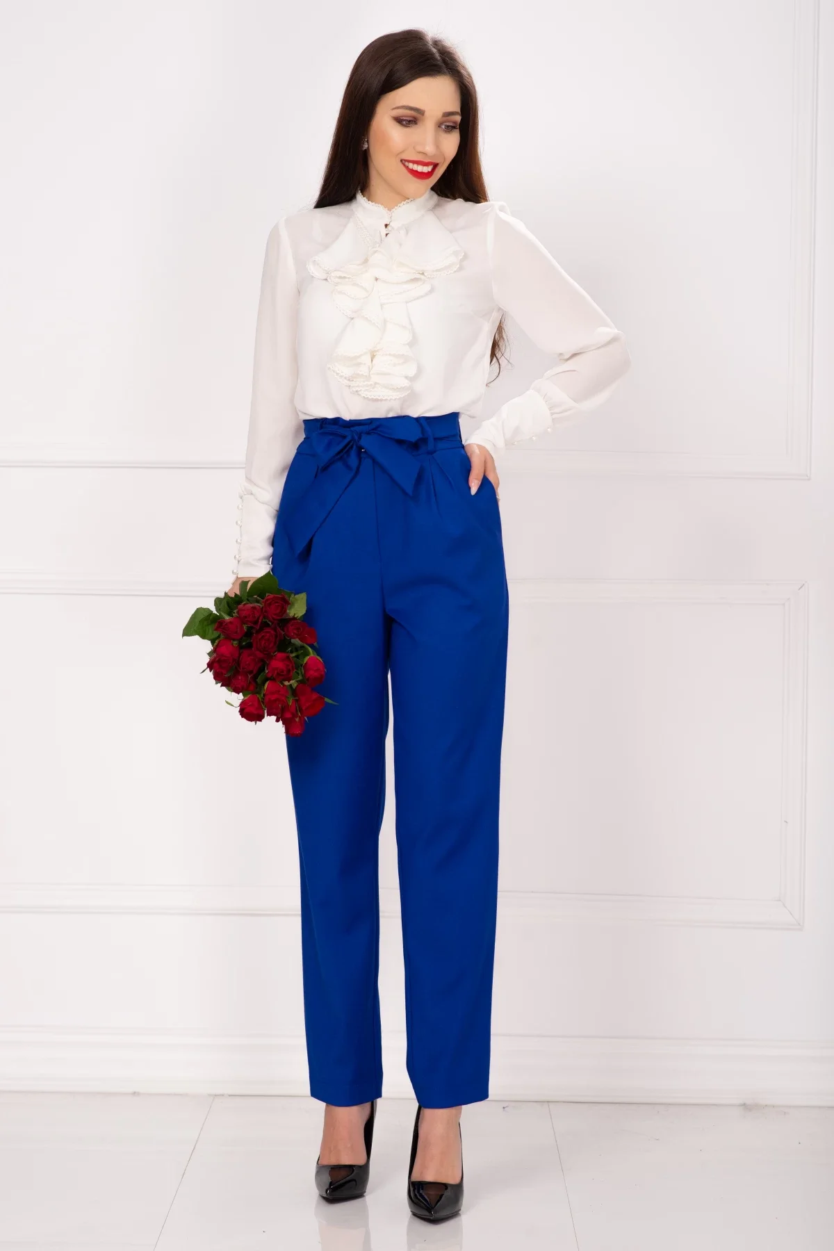 InPuff Pantaloni albastru royal lejeri cu cordon in talie