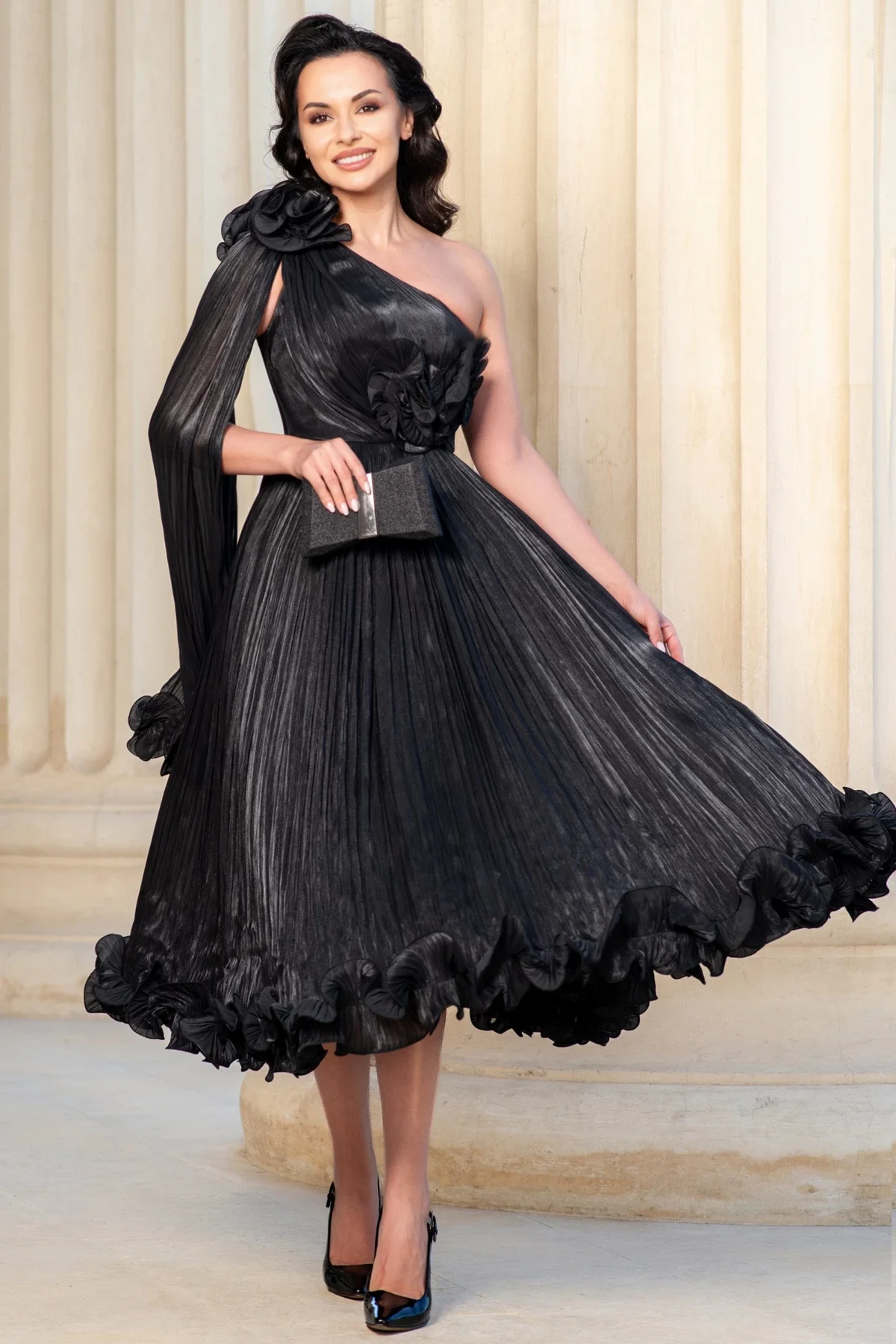 InPuff Rochie de ocazie neagra eleganta Caroline midi din voal peliculizat plisat