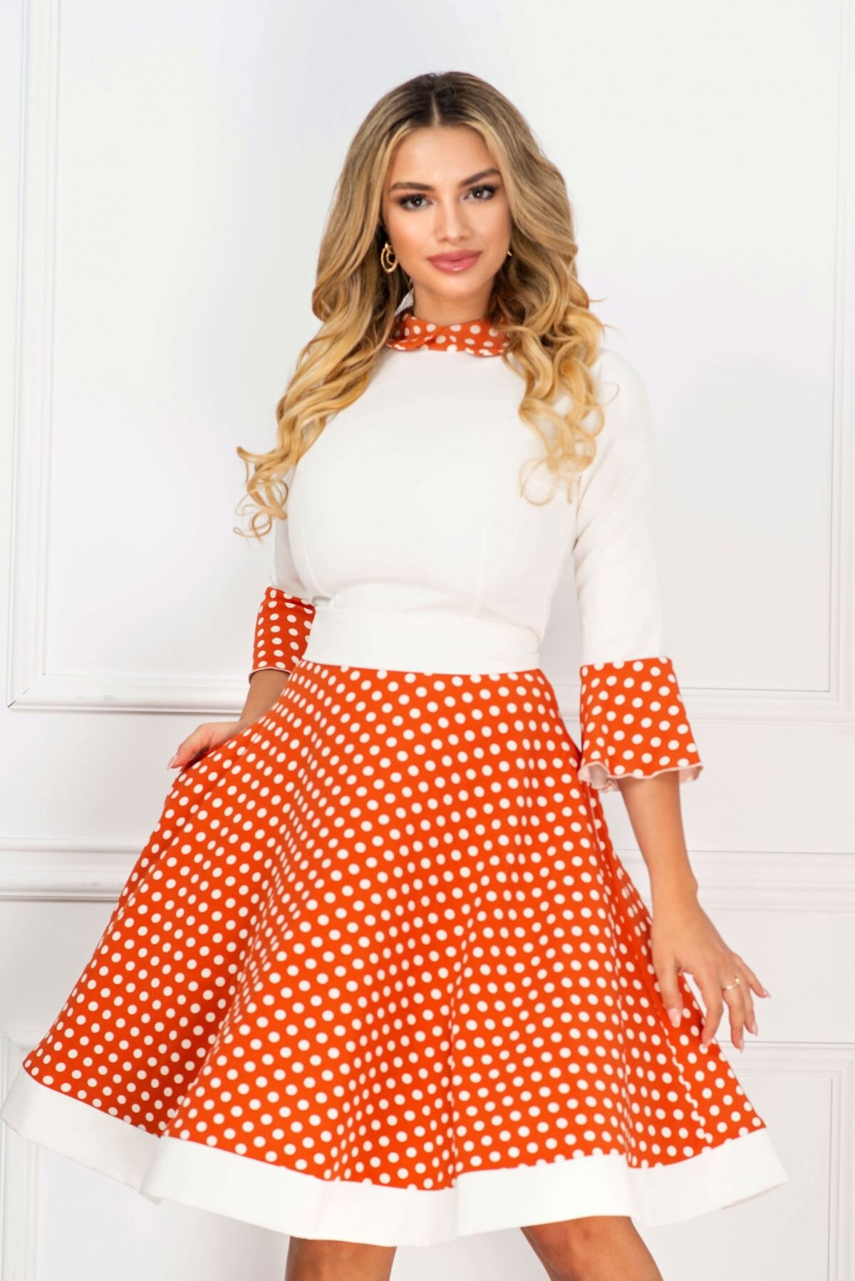 InPuff Rochie de zi caramizie cu buline si maneci tip clopot