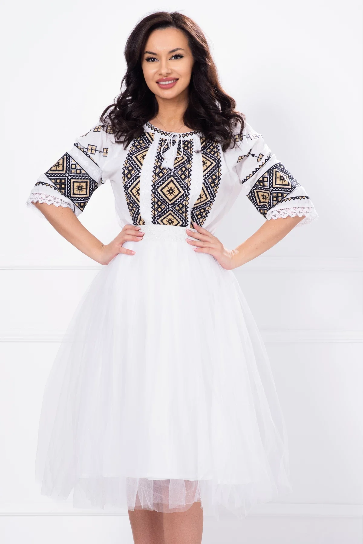 Legendaria Fusta midi din tulle alb