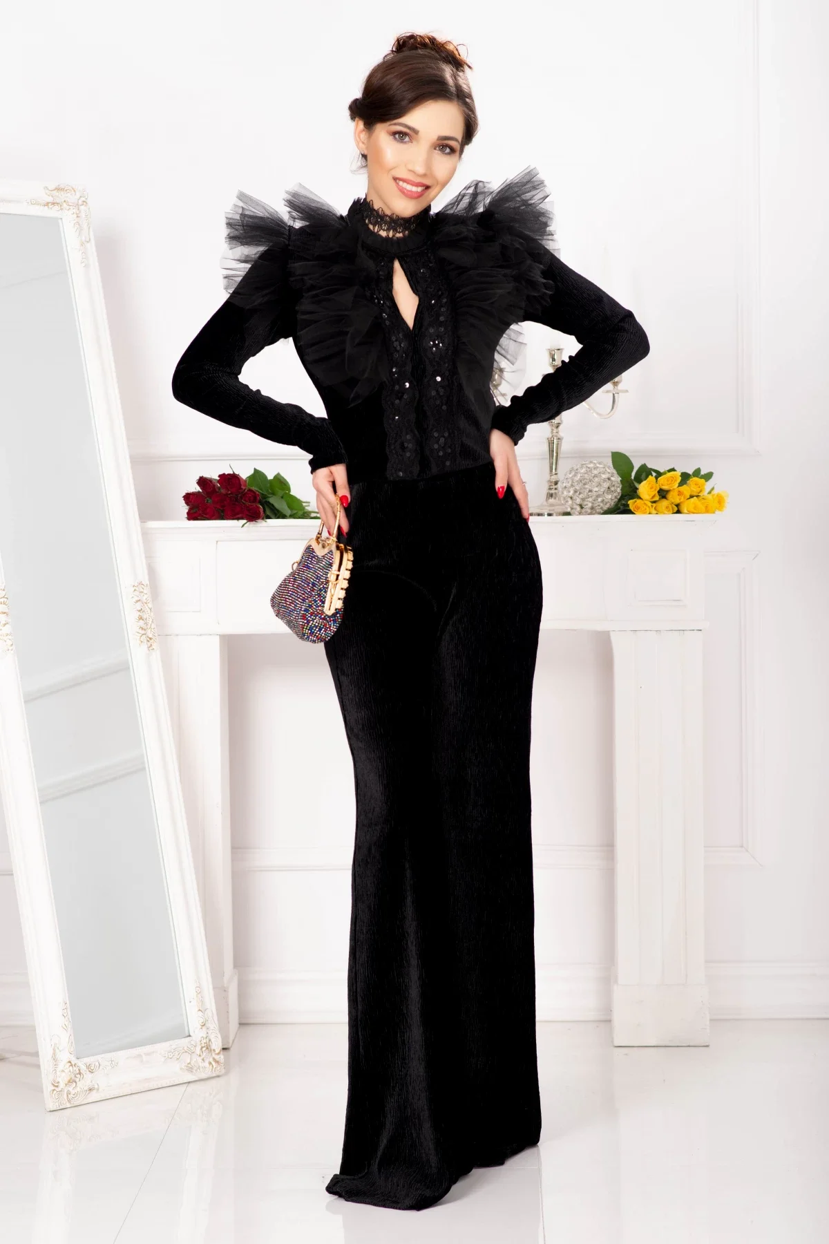 Legendaria Pantaloni evazati din catifea cu structura eleganta