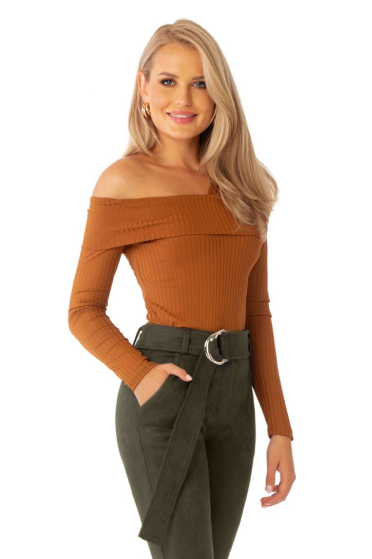 Pretty Girl Bluza maro cu un umar gol cambrata din lycra