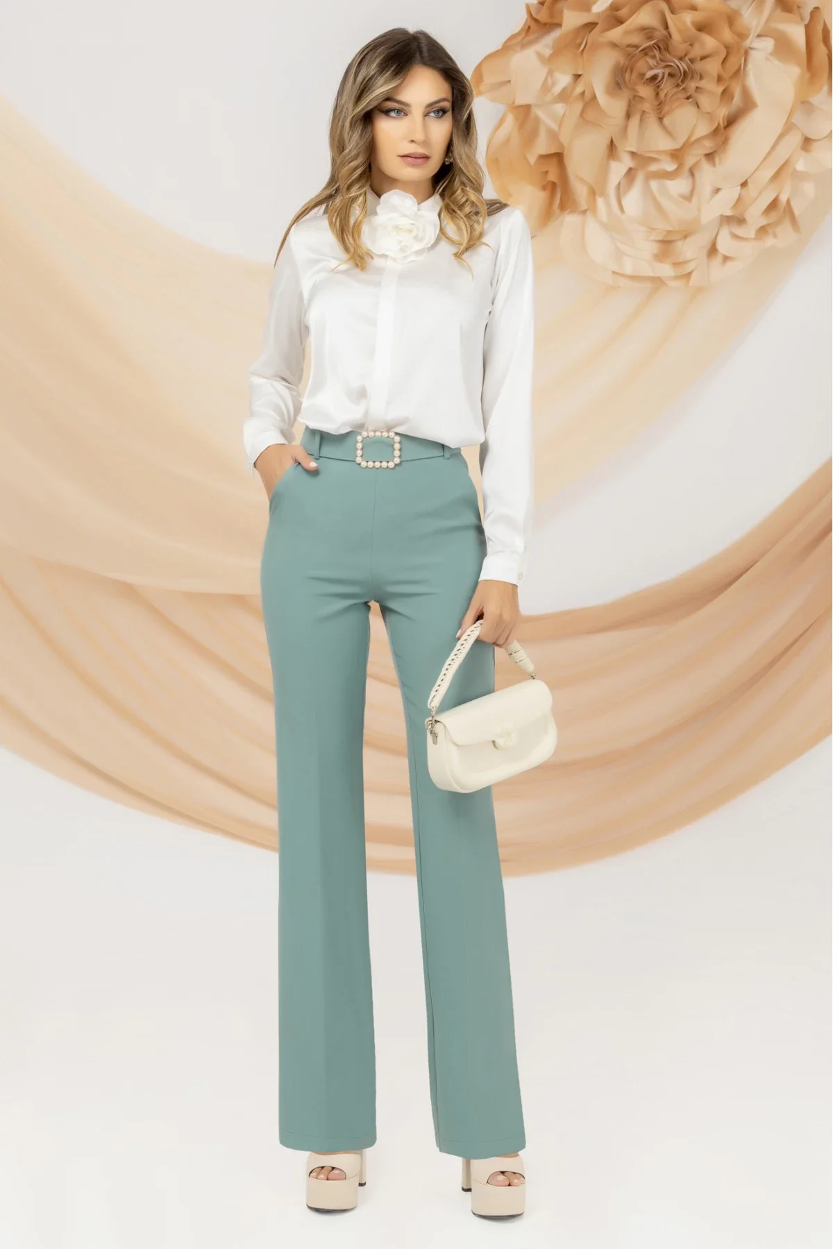 Pretty Girl Pantaloni mint eleganti evazati cu talie inalta