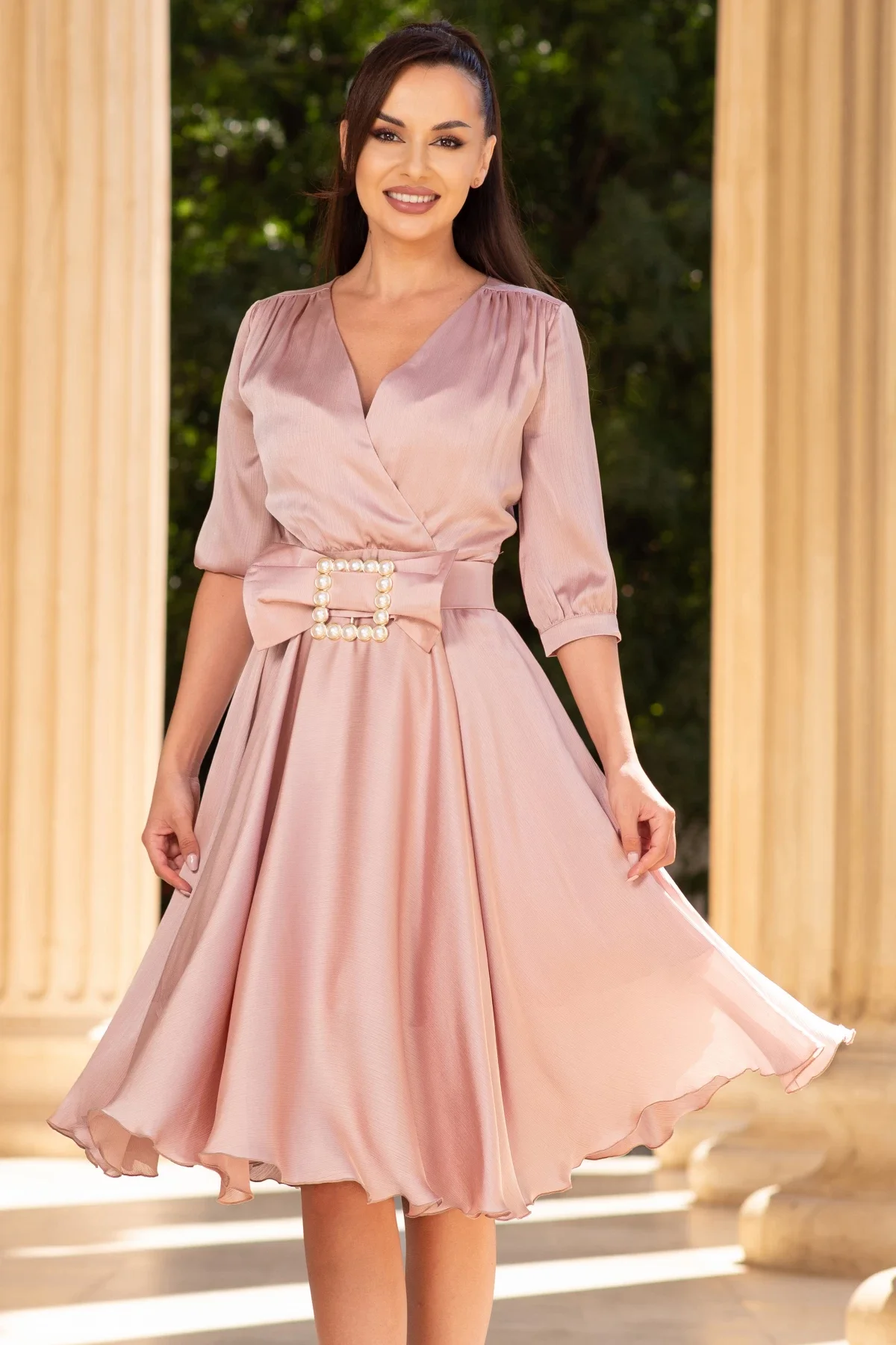 Pretty Girl Rochie de ocazie roz prafuit in clos cu cordon detasabil tip funda