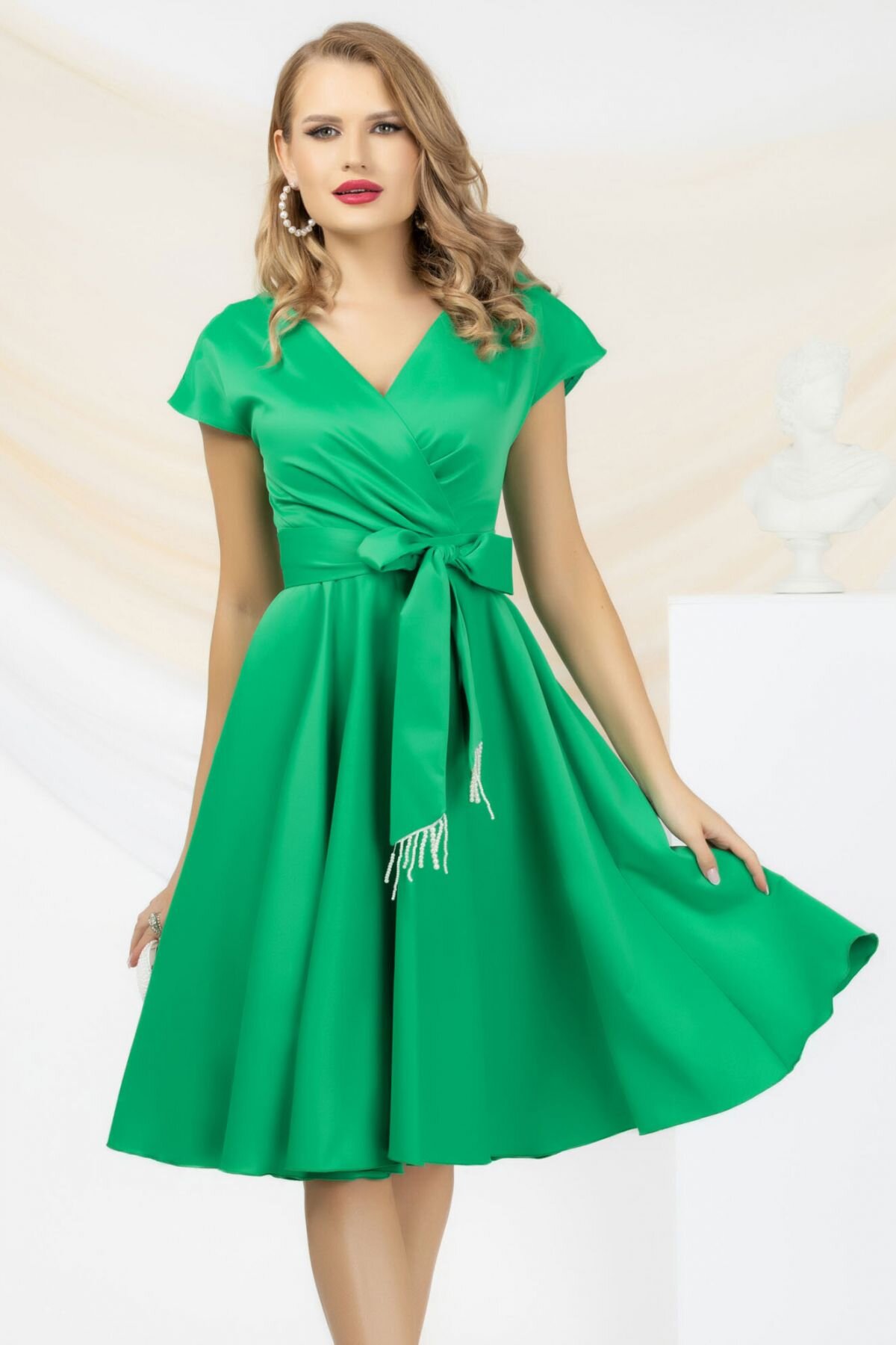 Pretty Girl Rochie eleganta verde in clos cu cordon detasabil