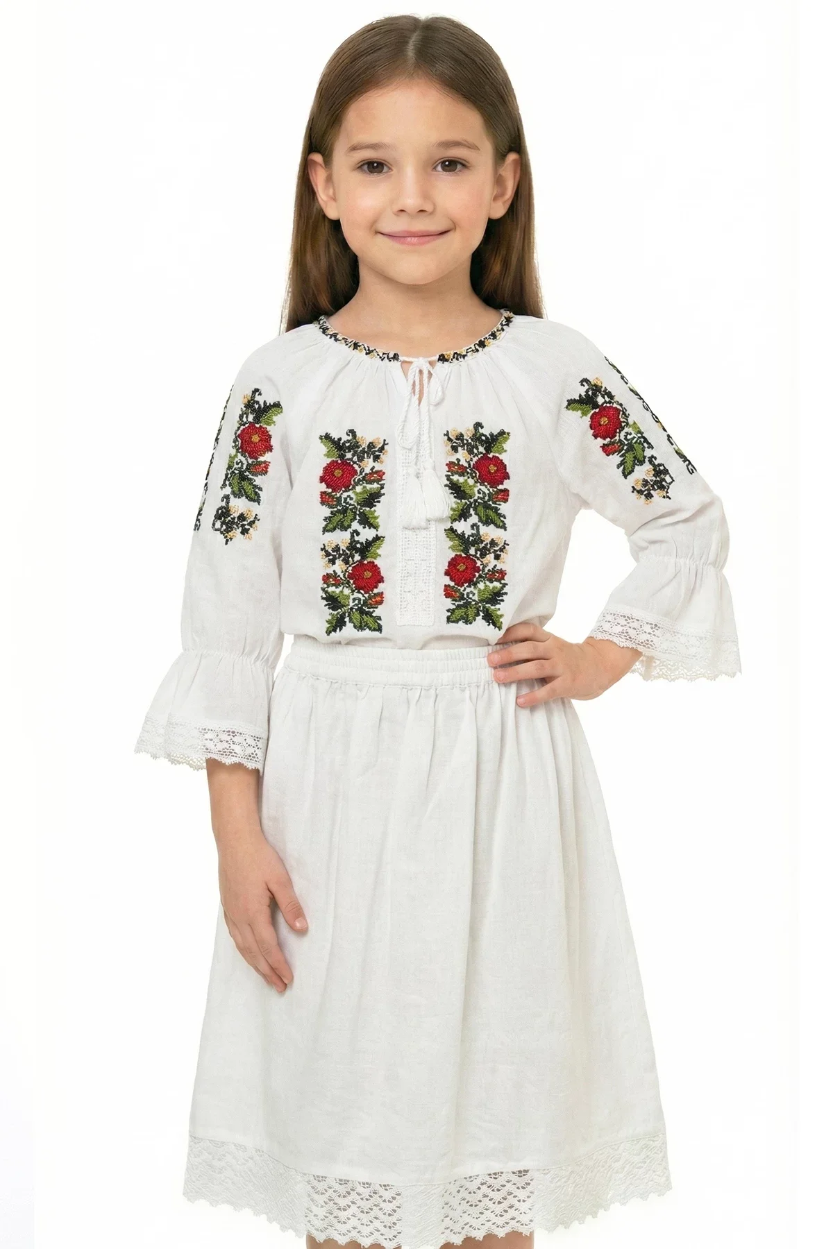 Traditional Ie a fetita Theea cu trandafiri brodati