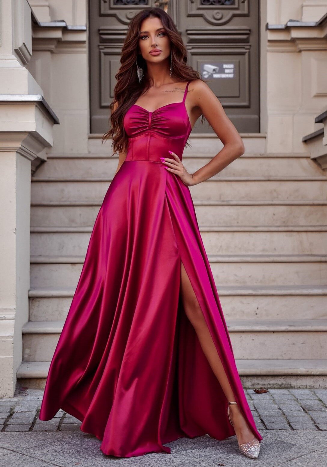 A&M Rochie de ocazie lunga din satin burgundy cu corset Karenina