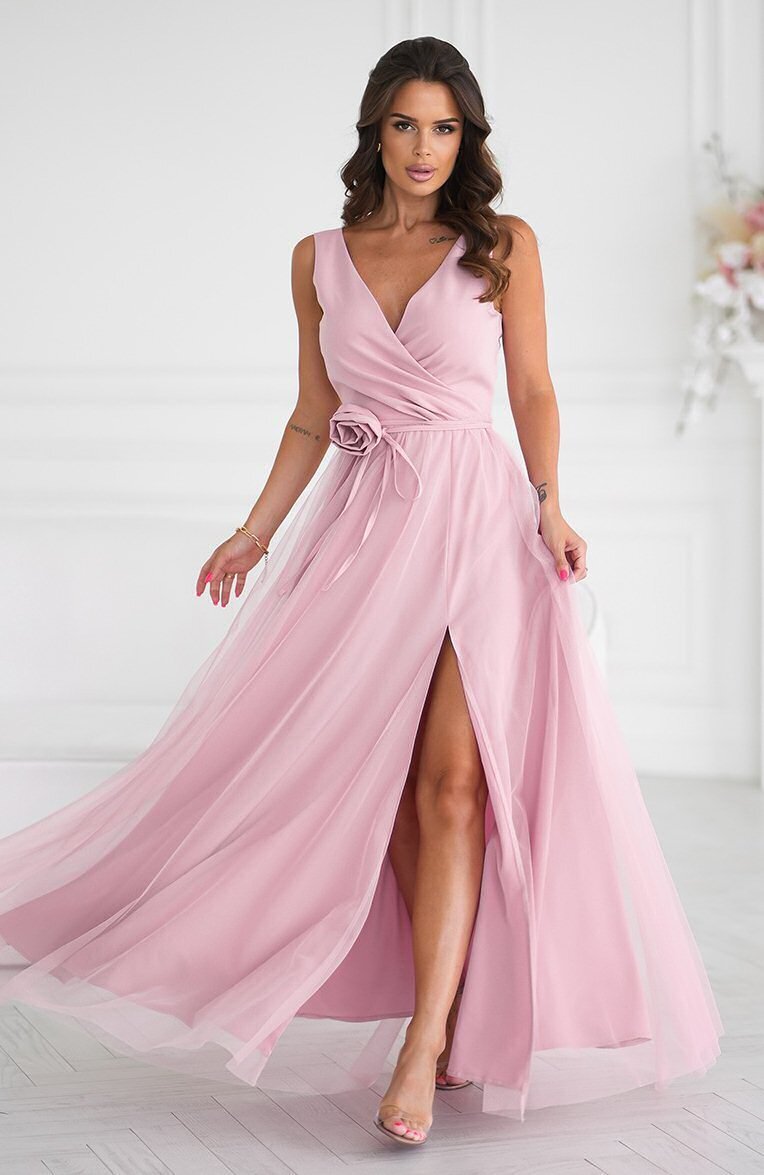 Bicotone Rochie eleganta lunga roz prafuit din tulle cu floare decorativa vaporoasa Dyandra