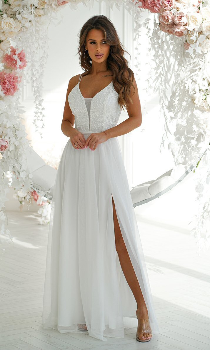 Bicotone Rochie eleganta lungadin tulle si dantela alba Isadora