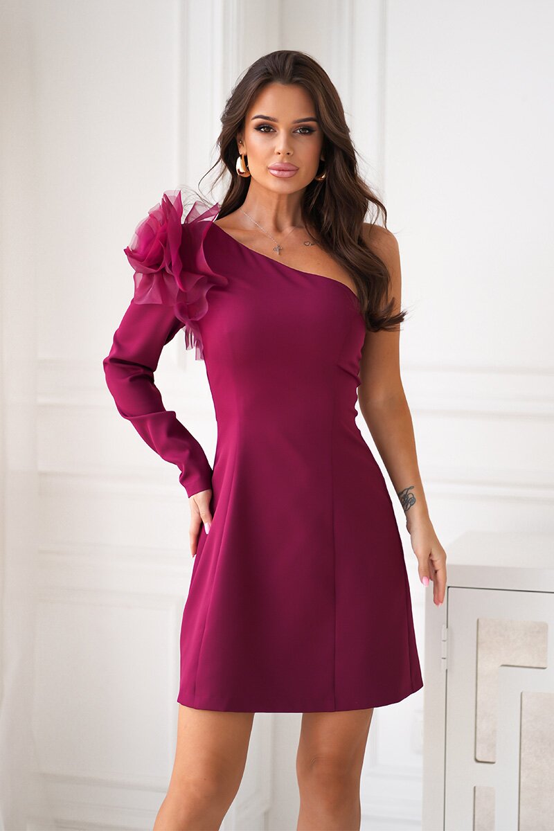 Bicotone Rochie eleganta scurta burgundy cu maneca lunga umar gol si trandafir decorativ Hyami