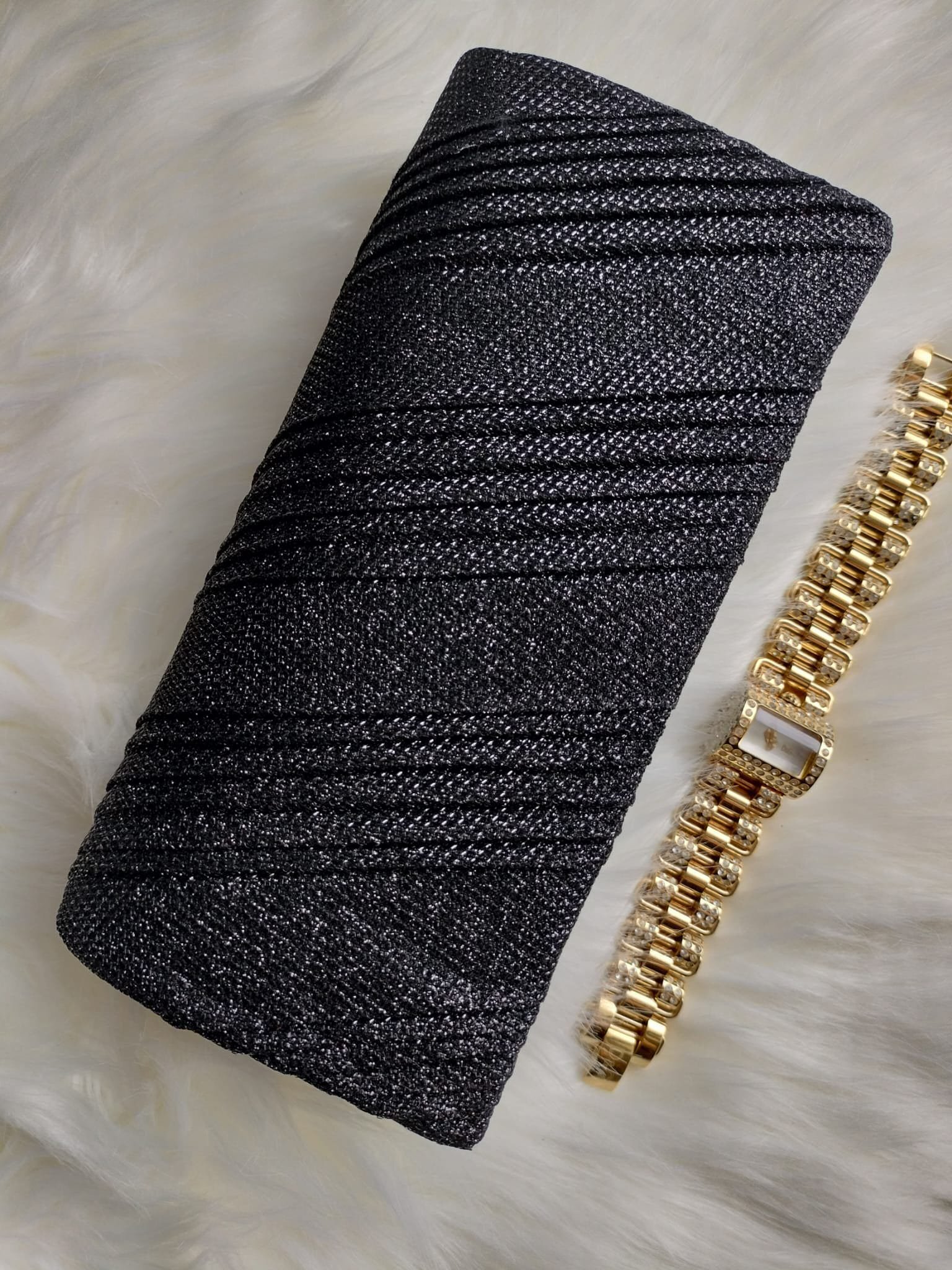  Geanta plic negru cu glitter Dariyah