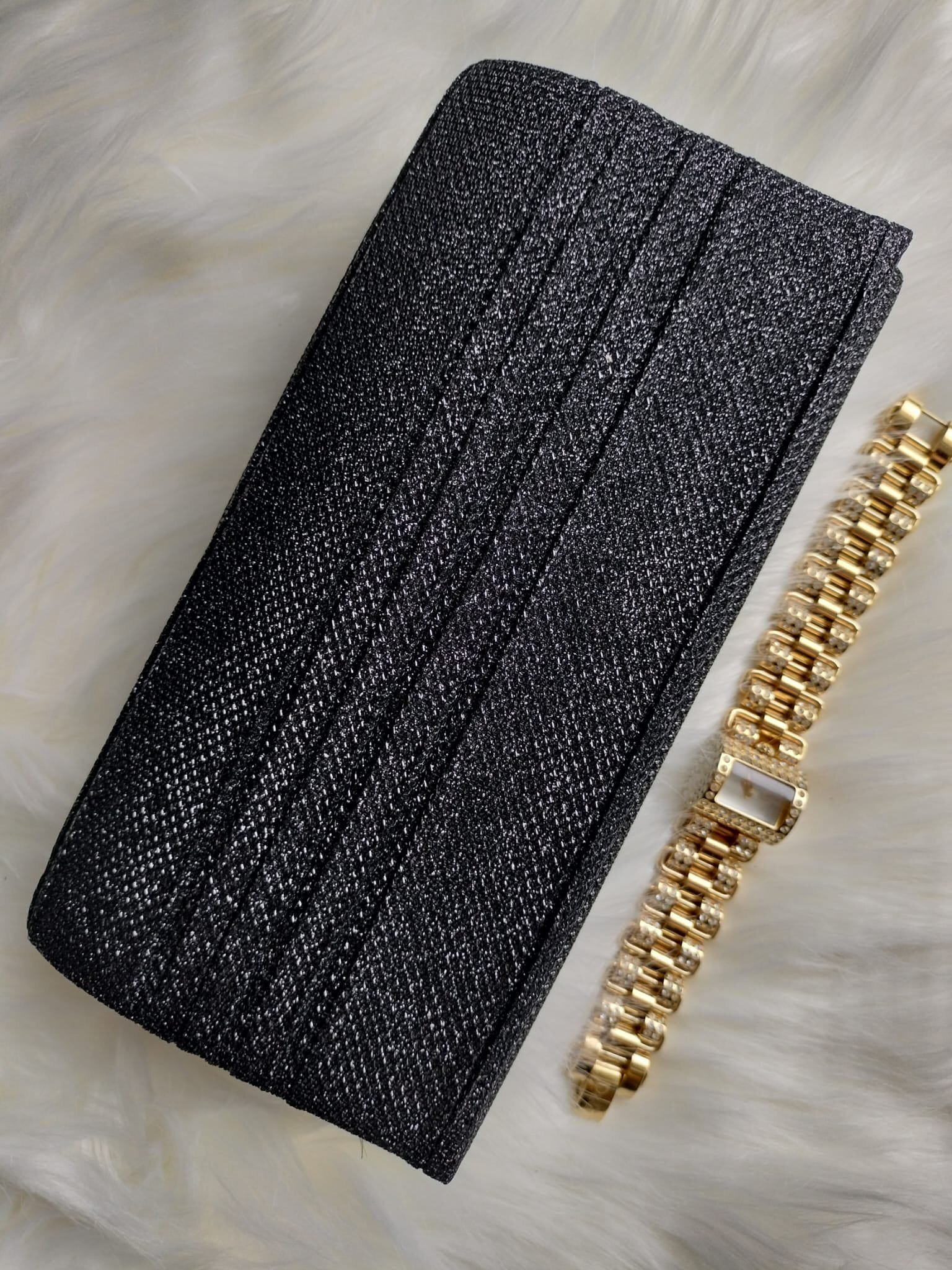  Geanta plic negru cu glitter Melia