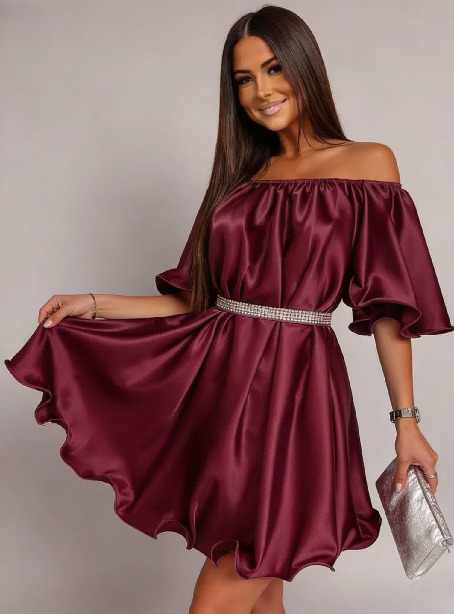 JojoFashion Rochie baby doll scurta din satin burgundy Jimena