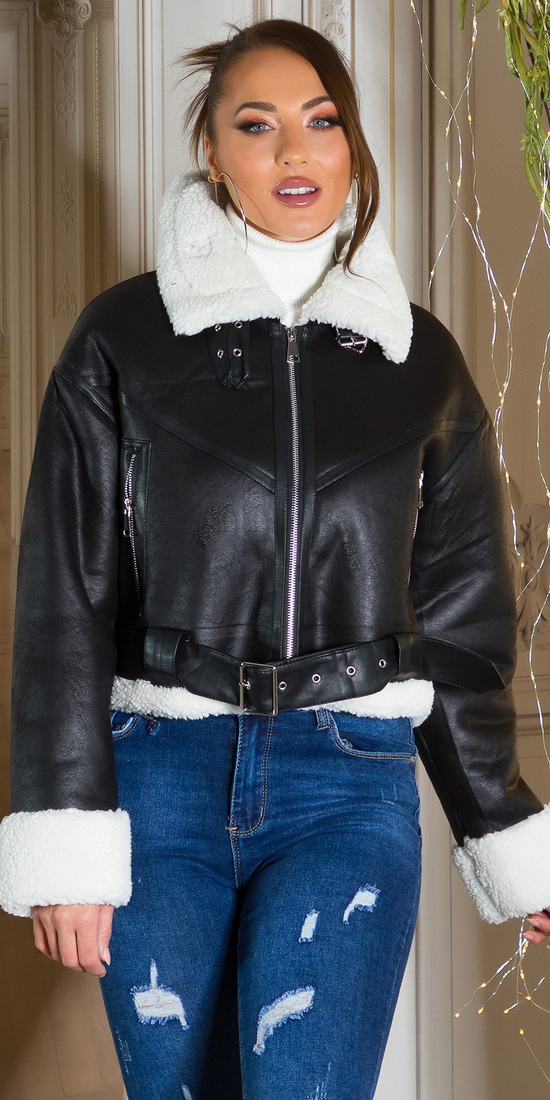 Koucla Geaca dama de iarna scurta imitatie piele de caprioara neagra cu blana alba Kirstin