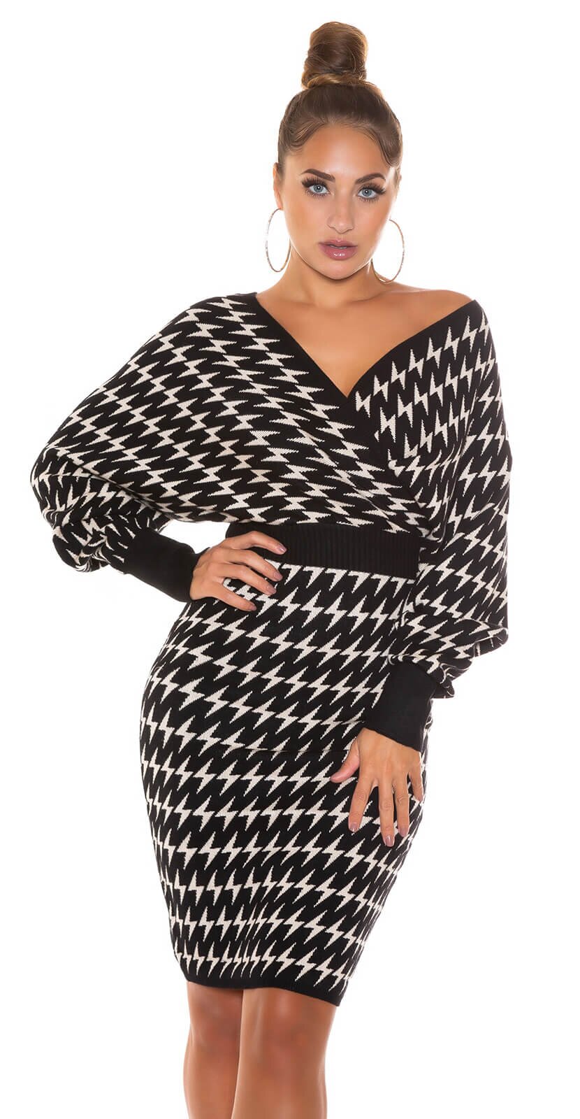 Koucla Rochie tricotata midi bej-negru petrecuta cu maneca lunga Luiza