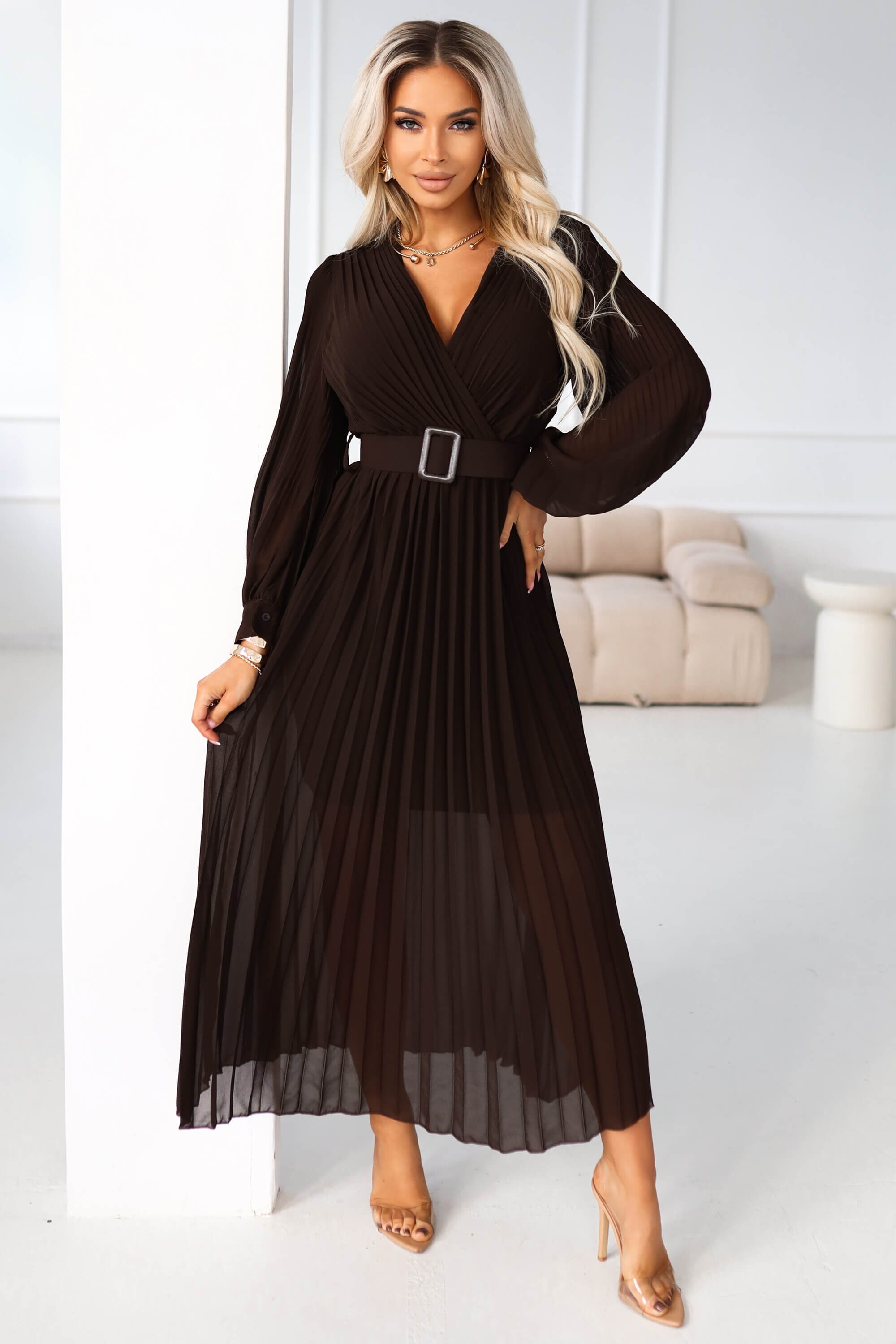 Numoco Rochie plisata lunga din chiffon maro ciocolata cu maneca lunga vaporoasa Vaneira