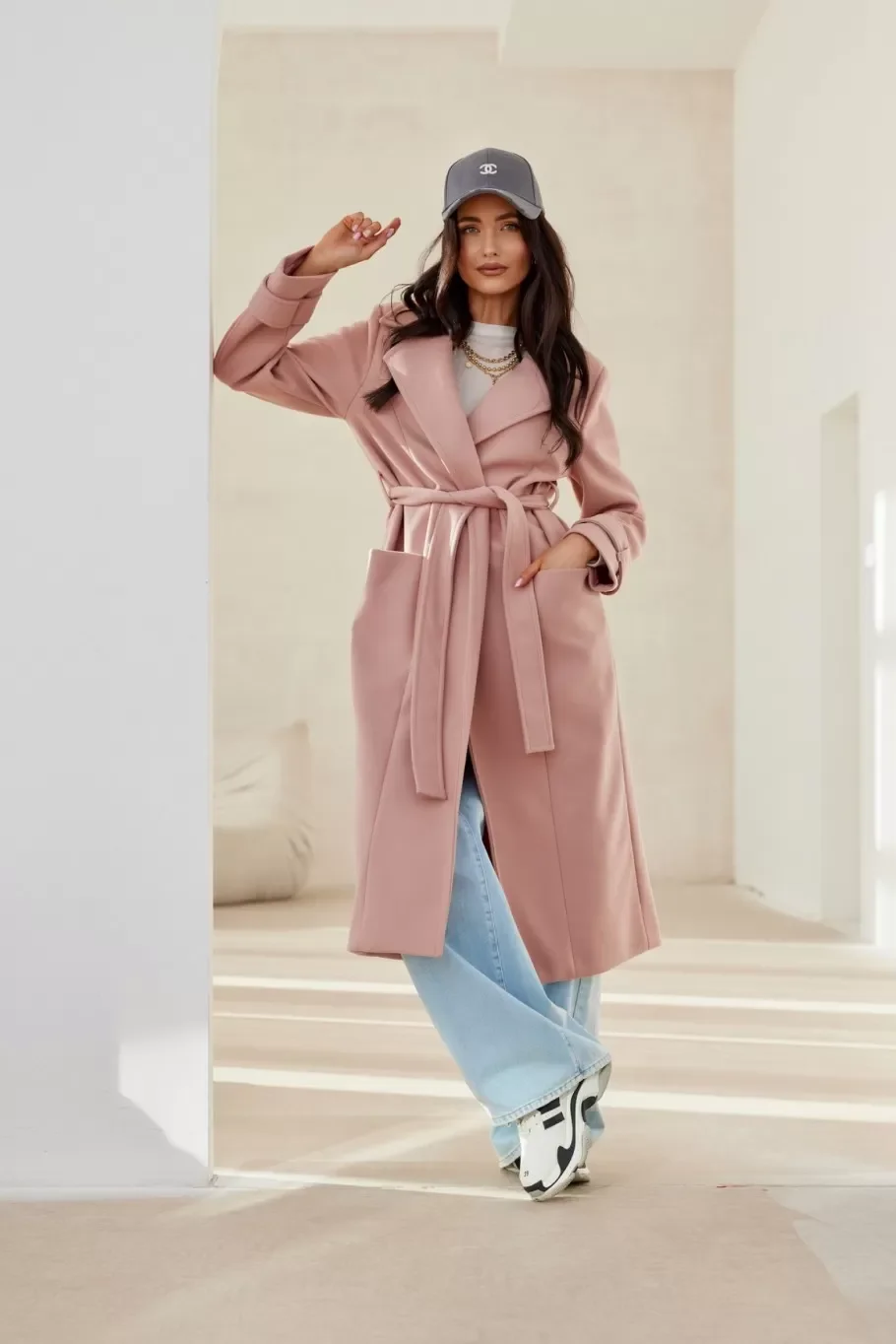Roco Fashion Palton dama elegant lung roz pal cu buzunare si cordon Katsy