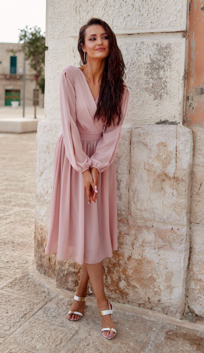 Roco Fashion Rochie midi din voal roz pal vaporoasa cu maneca lunga Melen