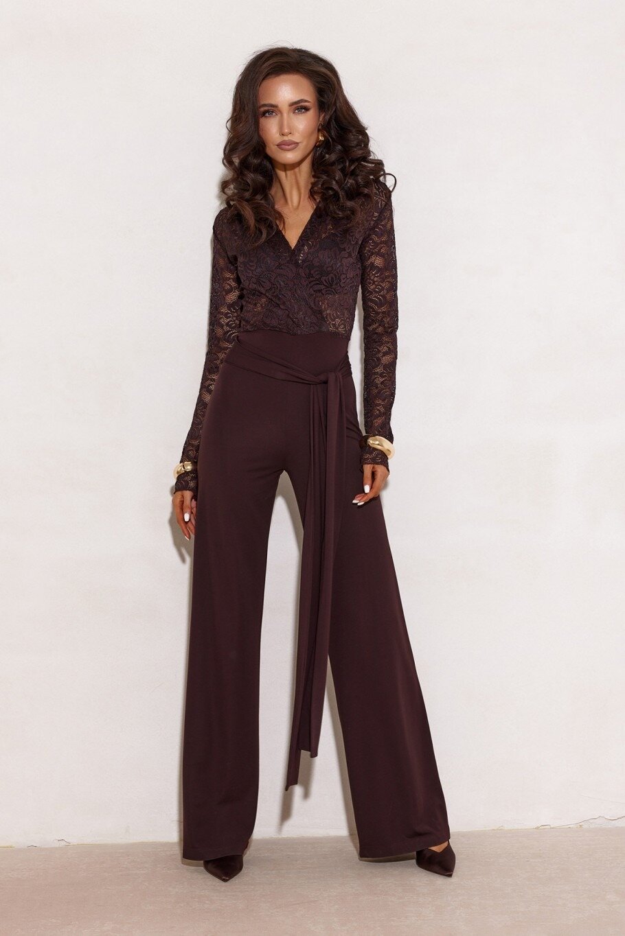 Roco Fashion Salopeta eleganta evazata maro cu dantela pe bust MyraR