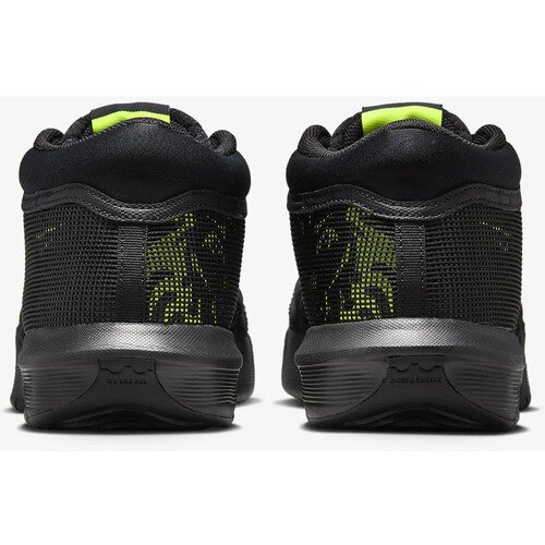 Nike Pantofi sport barbati LEBRON WITNESS VIII FB2239-002