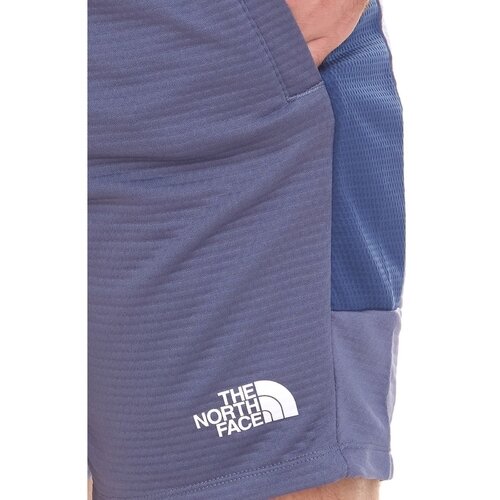 The North Face Pantaloni scurti barbati Face Mountain Athletics Fleece Short NF0A823OOEA1
