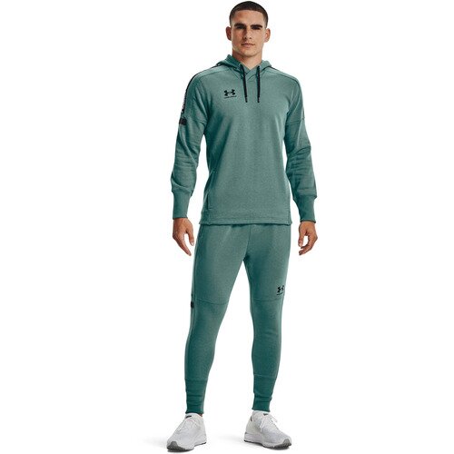 Under Armour Pantaloni barbati Accelerate Off-Pitch 1356770-391