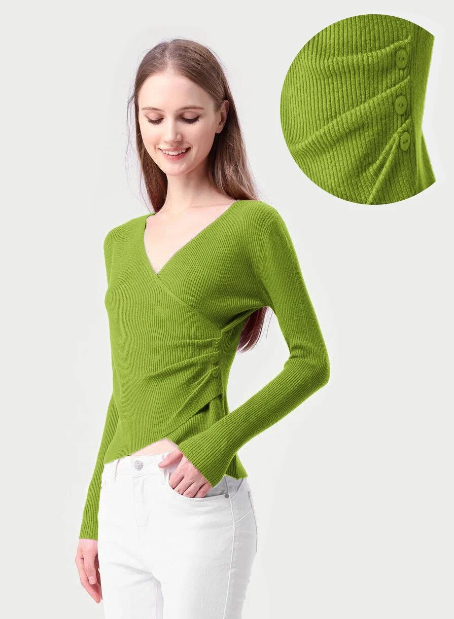 Porta Fortuna Pulover verde oliv cu striatii cu bust petrecut in V si nasturei pe-o parte