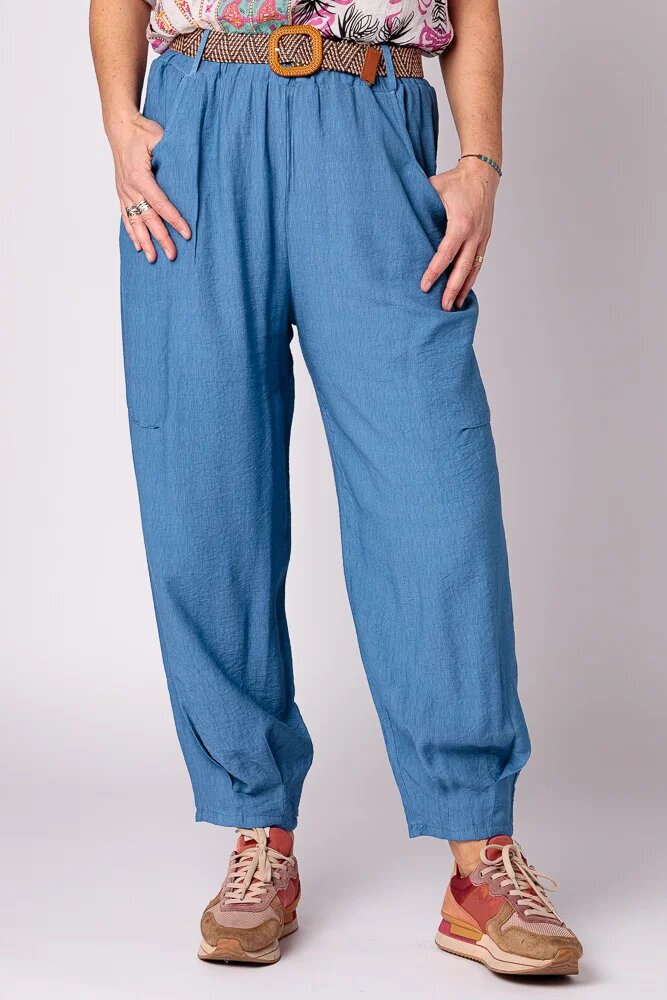 Rosa 99 Pantaloni albastru jeans masura mare cu curea din vascoza